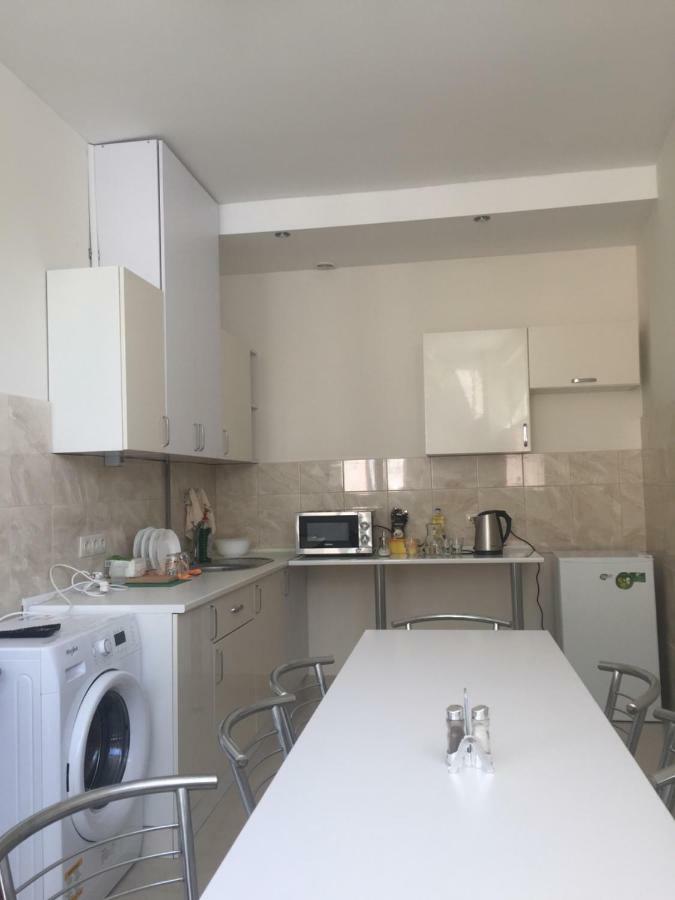 City Apartment Ternopil Extérieur photo